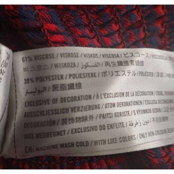 ABERCROMBIE AND FITCH SMOCKED RED & NAVY PLAID CROPPED TOP SZ.XXS EUC. - Picture 6 of 6